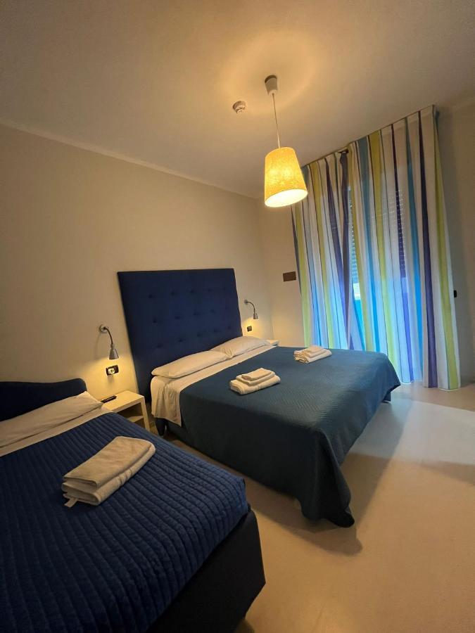 Hotel Leonardo Cesenatico Extérieur photo