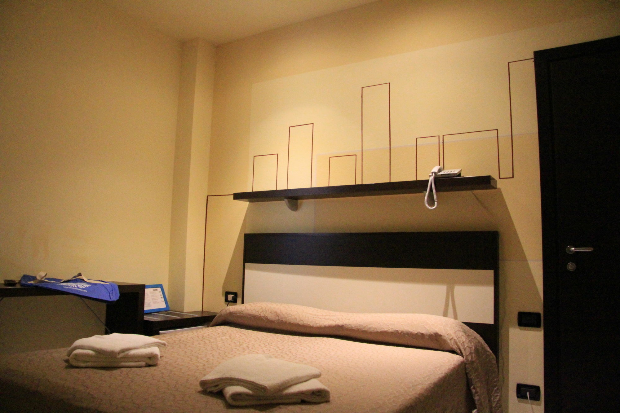 Hotel Leonardo Cesenatico Extérieur photo