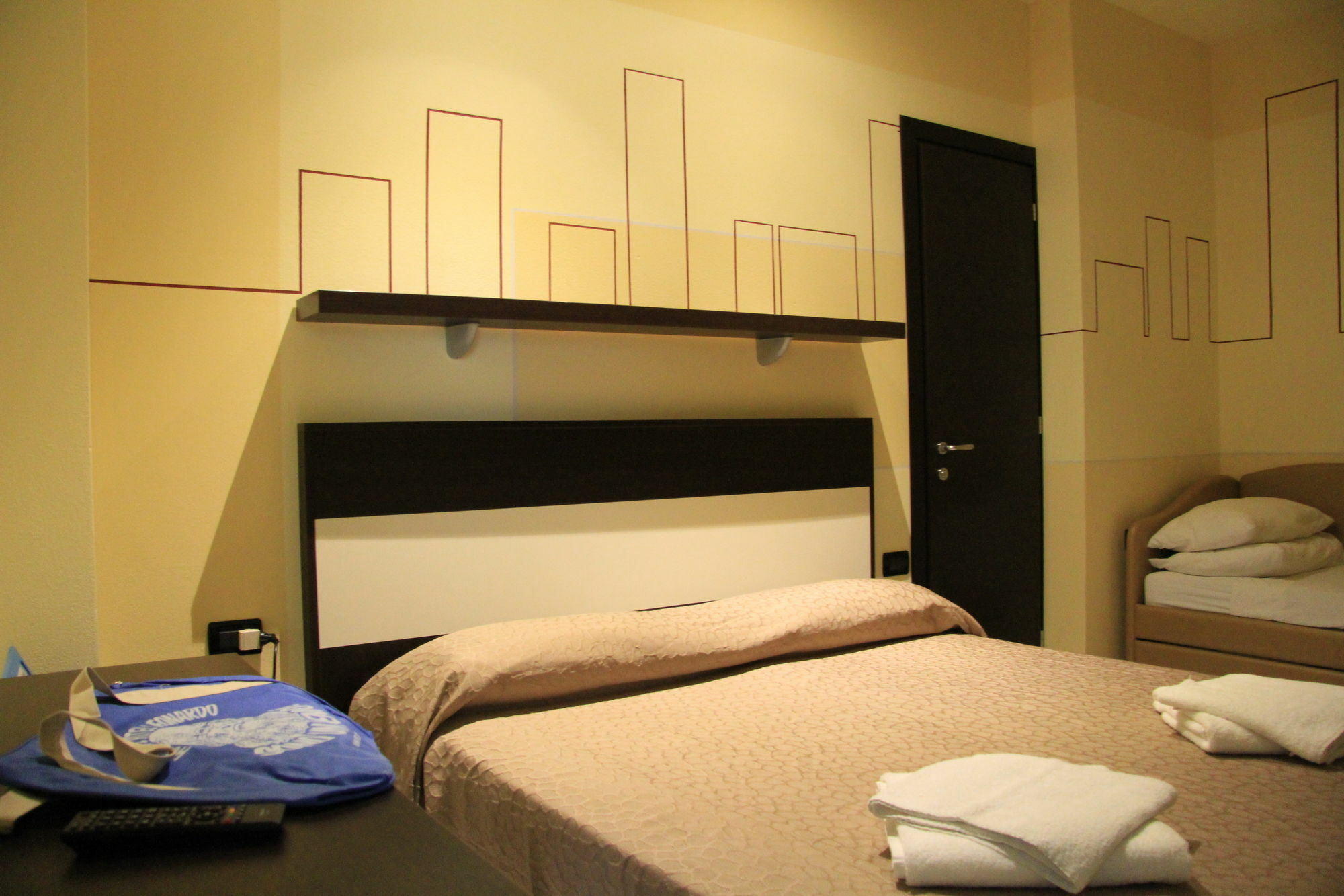 Hotel Leonardo Cesenatico Extérieur photo